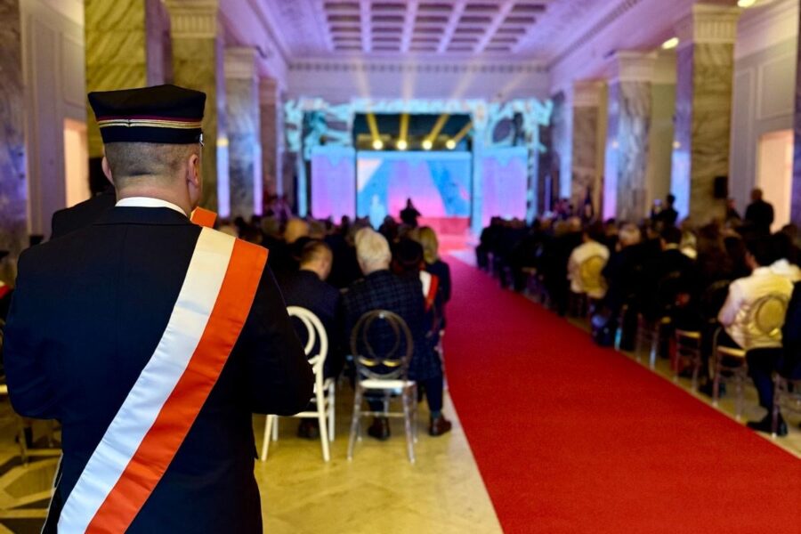 Jerzy Woliński, Prezes H. Cegielski - Fabryka Pojazdów Szynowych, wziął udział w najważniejszych wydarzeniach branżowych z okazji Dnia Kolejarza, podkreślając znaczenie współpracy i innowacji w rozwoju polskiego transportu szynowego.